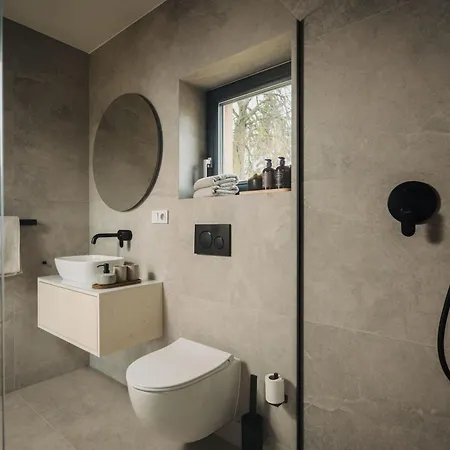 Utrailoo * Velke Svatonovice